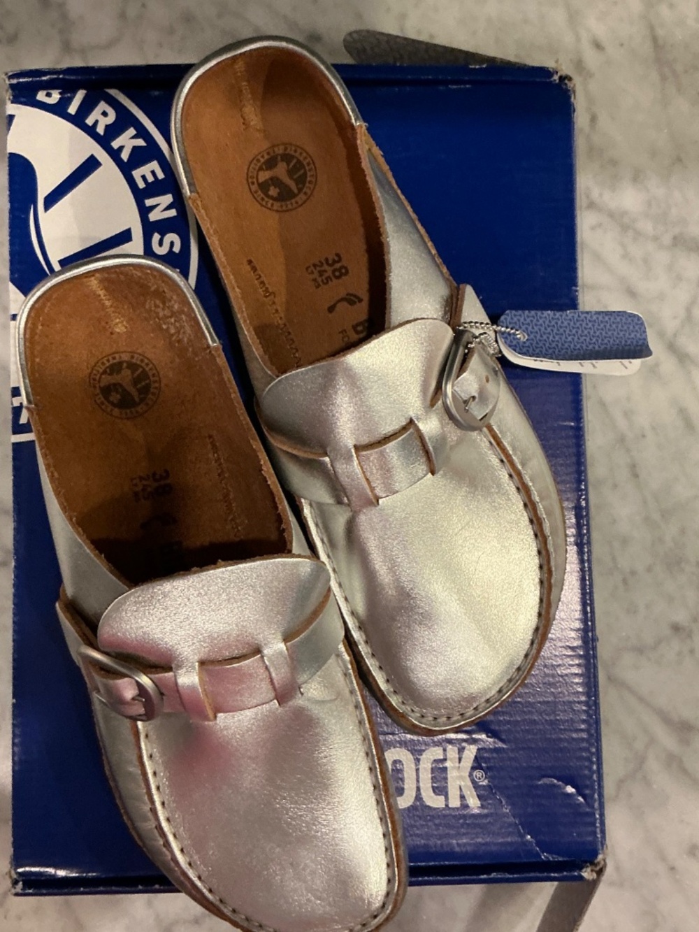 Birkenstock Buckley - Silver - 38 / 7 to 7.5 - Picture 2 of 5